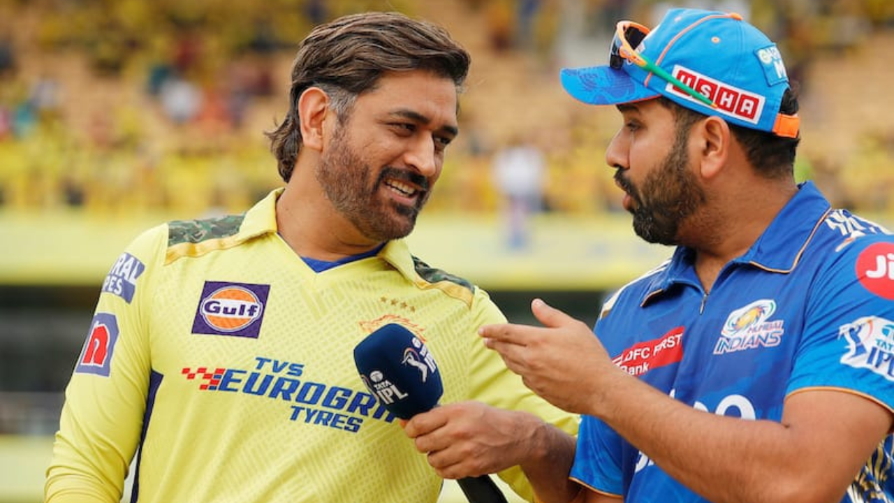 Dhoni-Rohit Troll