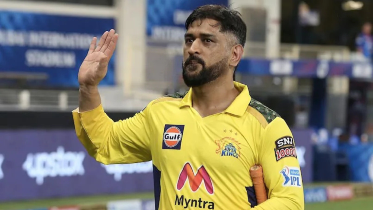 MS Dhoni Retire Now